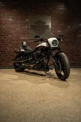 Harley-Davidson FXSE CVO Pro Street Breakout - HARLEY-DAVIDSON FXS