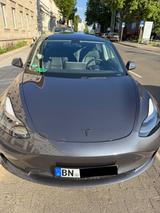 Tesla Model 3 Allradantrieb mit Dualmotor Performa... - Tesla Model 3 in Bonn