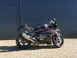 BMW S1000RR 3900 km  - RENNSPORT VON 751 BIS 1000 CCM