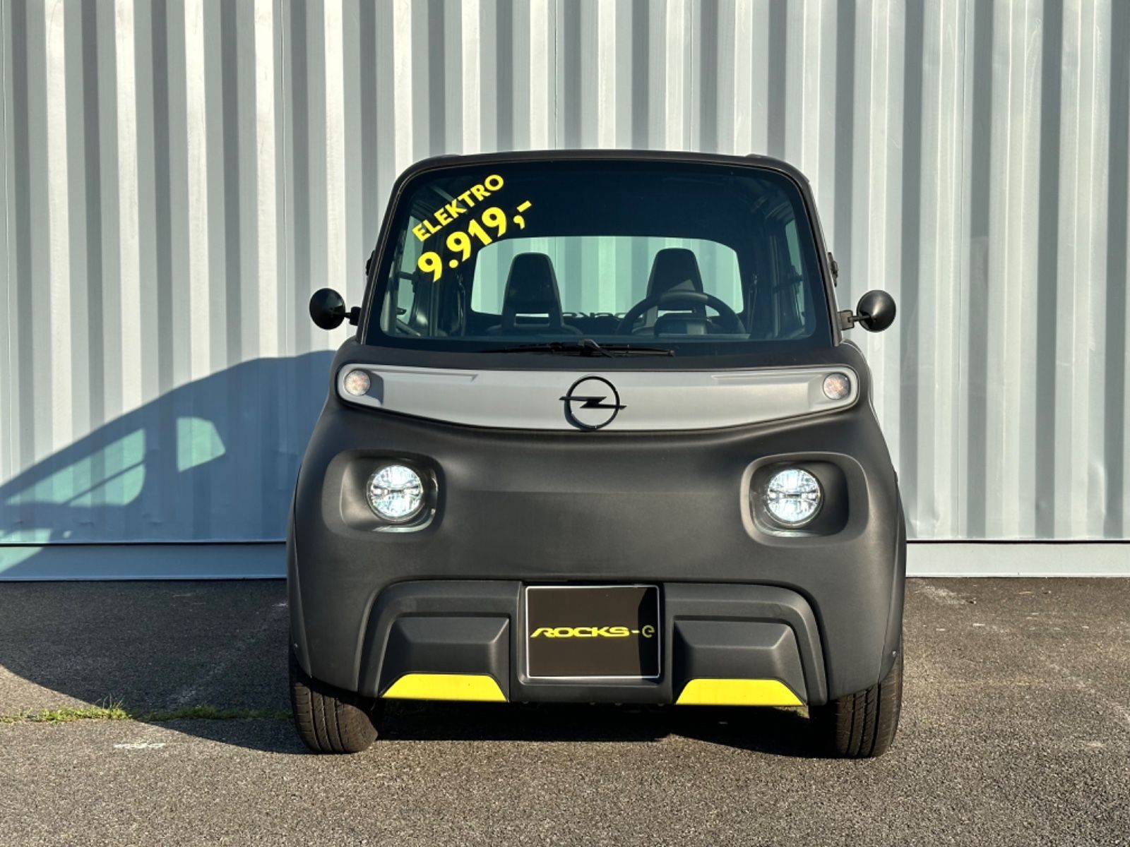 Fahrzeugabbildung Opel Rocks-e Tekno
