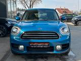 MINI Countryman One Aut. Panorama, Sitzheizun... - blaue MINI Countryman Serie