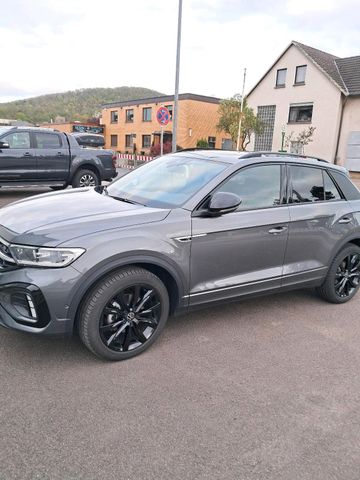 Volkswagen D115LE T roc R-Line 110kw 150ps  7-Gang  D...