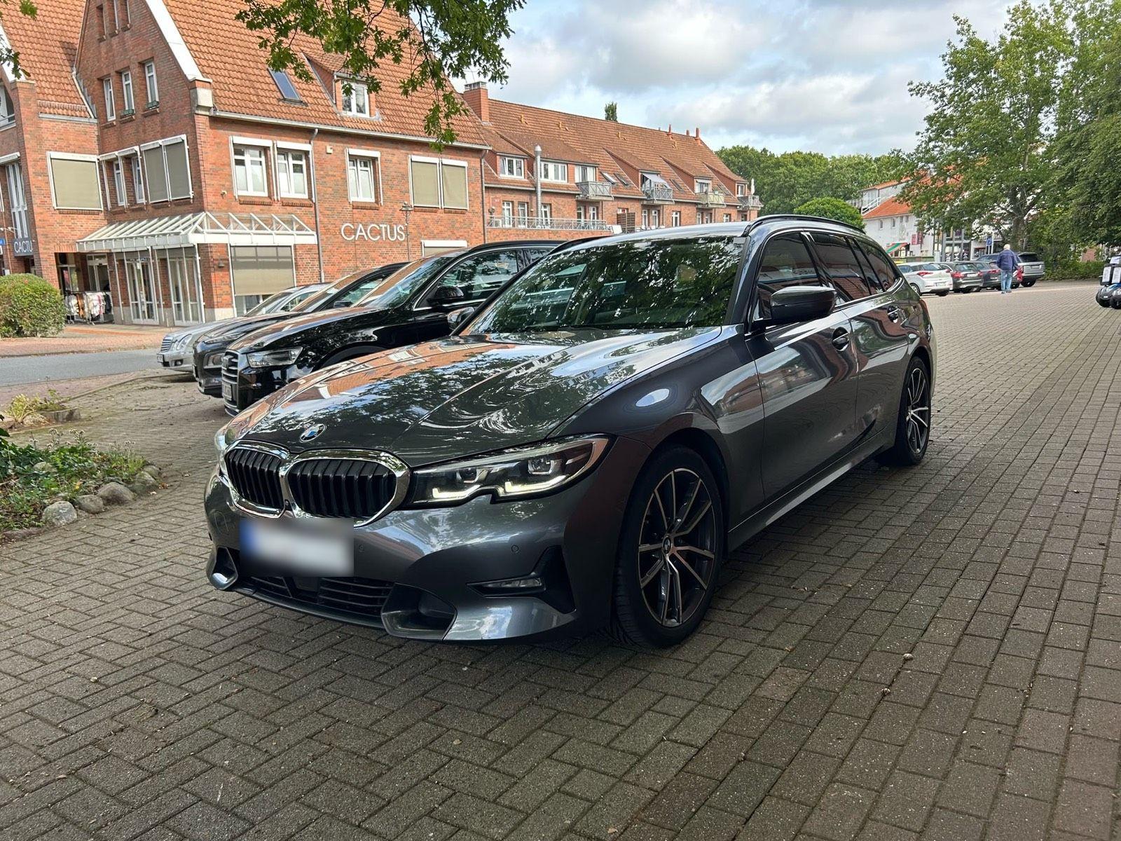 BMW 320
