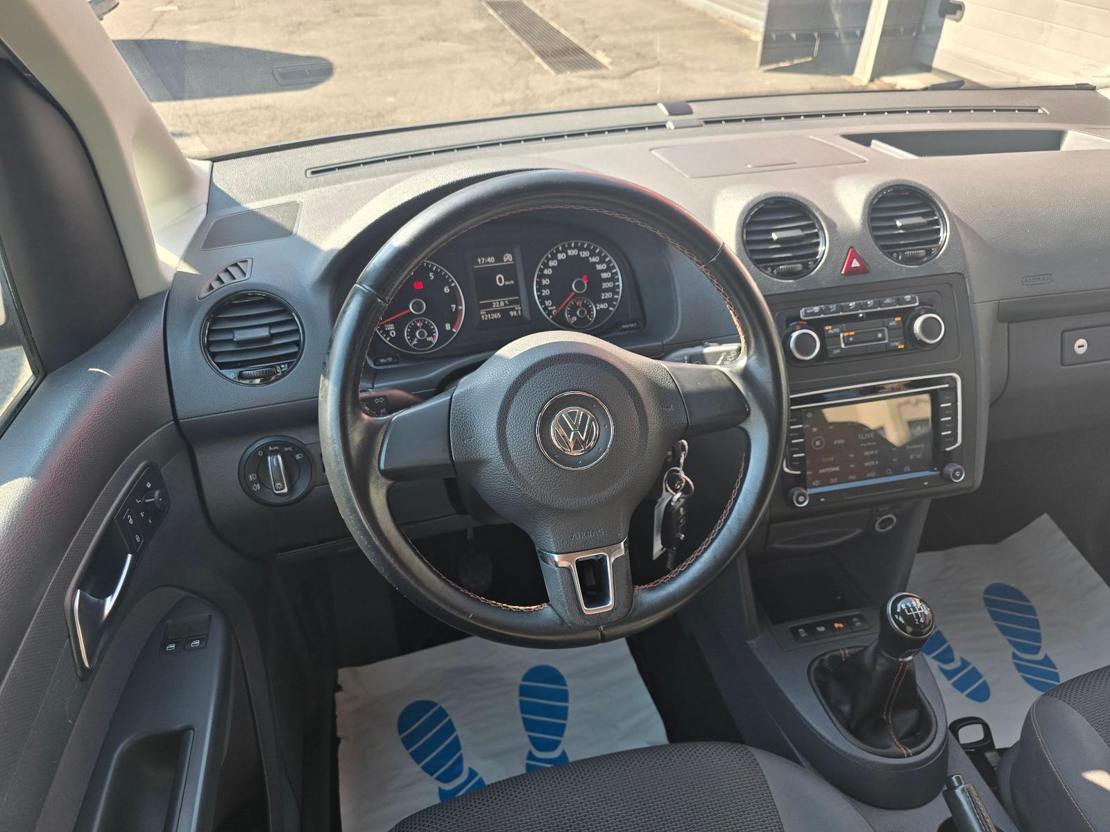 Volkswagen Caddy Maxi 1.2 TSI BMT JAKO-O Edition/7Sitzer/Na