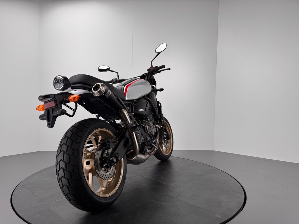 Fahrzeugabbildung Yamaha XSR 700 XTRIBUTE *TOP-ZUSTAND *AKRAPOVIC