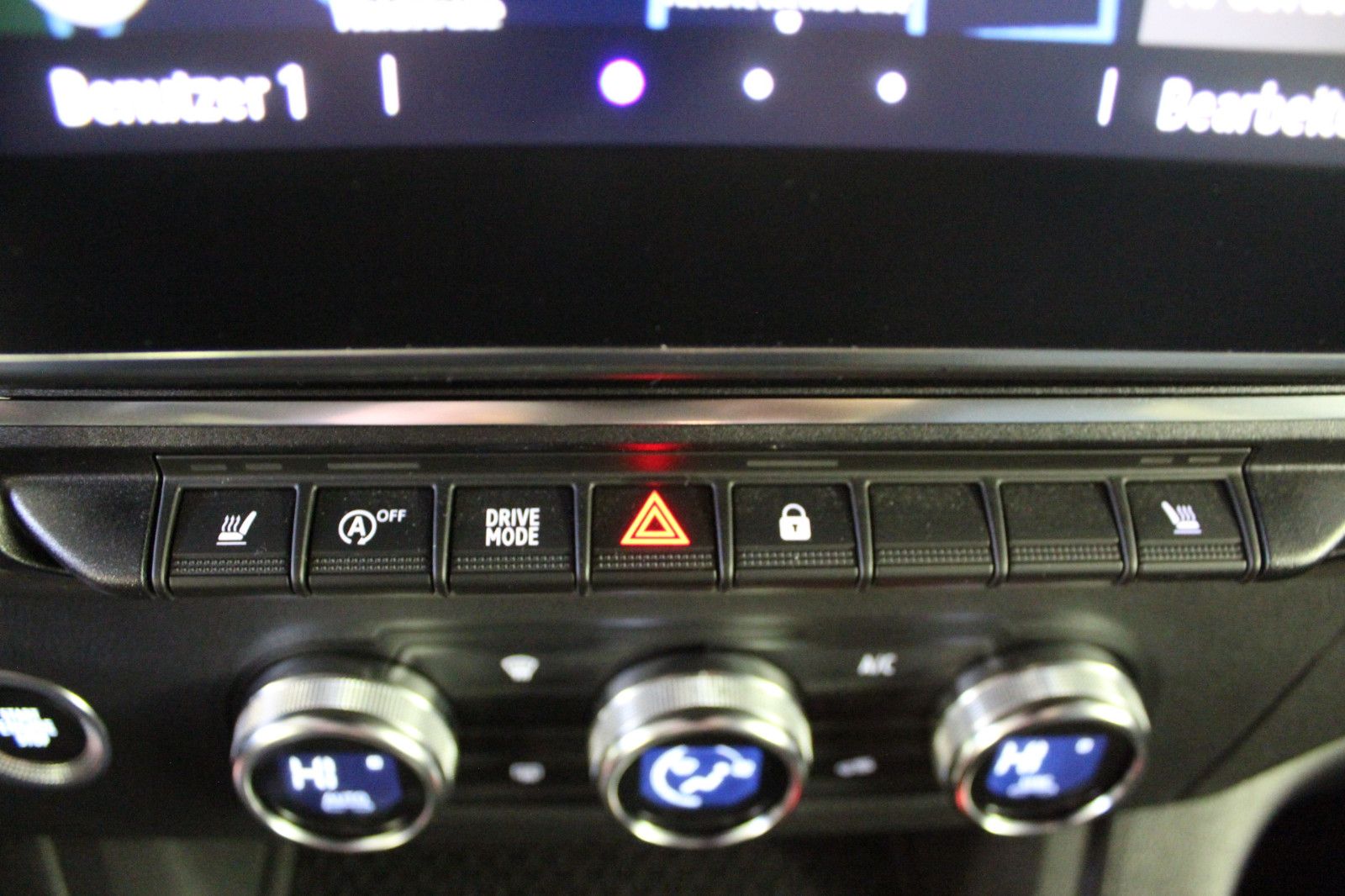 Fahrzeugabbildung Renault Kangoo Grand Techno TCe 130 EDC 7-Sitzer