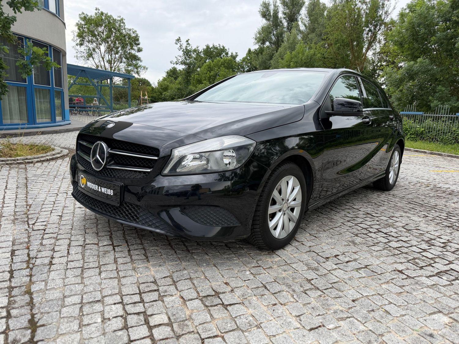 Mercedes-Benz A 180 Style AUTOMATIK/NAVI/PARK-ASSIST/S-HEFT