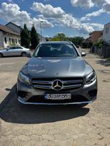 Mercedes-Benz GLC 220 d 4MATIC AMG Line Autom.  9G Tronic - Mercedes-Benz GLC 220: AMG