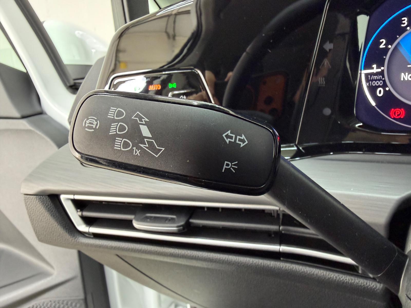 Volkswagen Golf VIII Variant Style eTSI+ACC+KAMERA+NAVI+LED, миниатюра 19