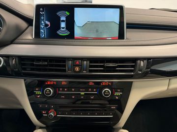 BMW X6 - 10