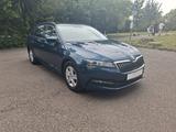 Skoda SKODA Superb COMBI 2.0 TDI/H 1 - Skoda Superb Gebrauchtwagen in Stuttgart