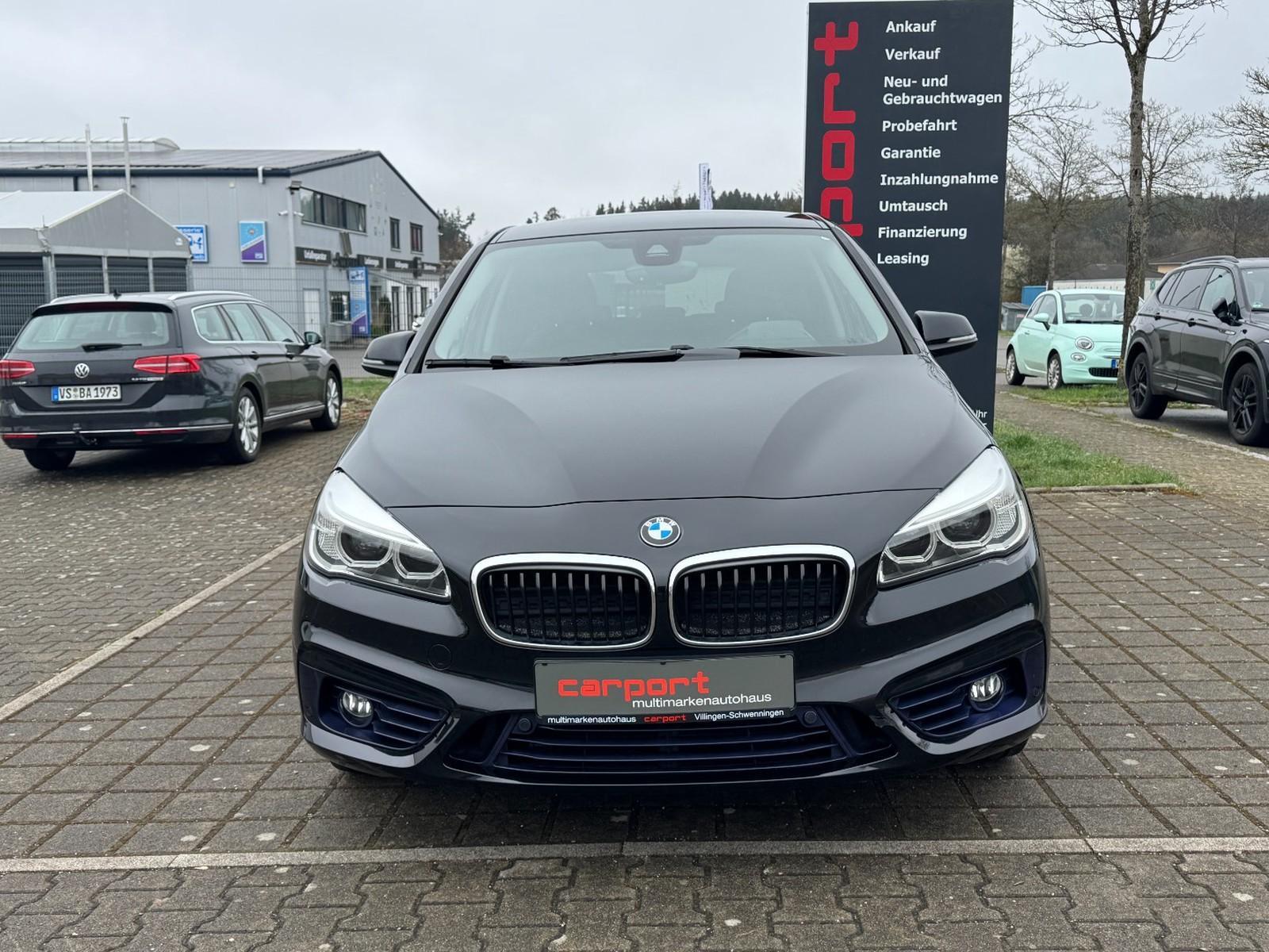 BMW 220 Active Tourer Sport Line Auto.|LED|AHK|Kam.