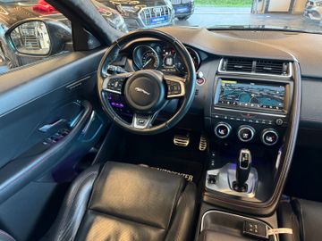 Jaguar E-Pace *HEAD-UP*PANO*MEMORY*KEYLESS*ACC*NAV*