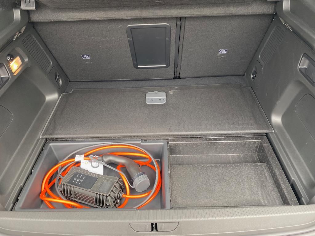 Autohaus Franke & Ebert -  Opel GRANDLAND PHEV 4x4 Navi+el. Heckklappe+PP+SHZ - Bild 13