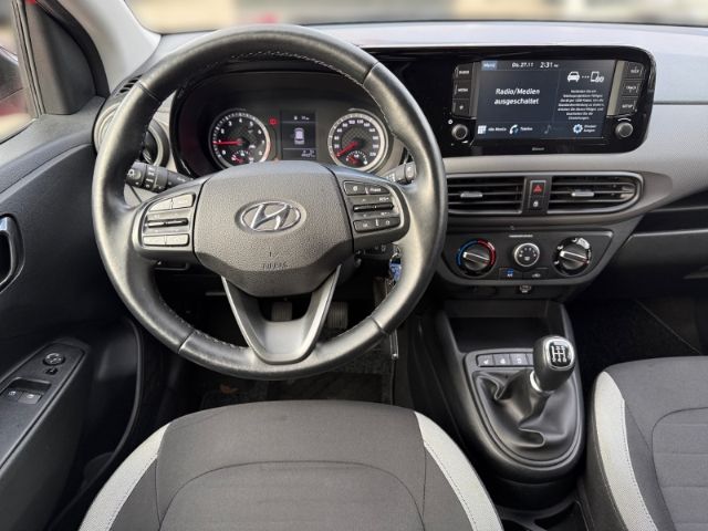 Fahrzeugabbildung Hyundai i10 Trend +CARPLAY+KLIMA+PDC+DAB+TEMPOMAT+UVM+