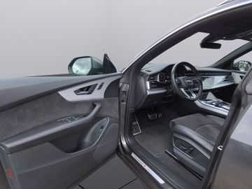 Audi Q8 - 11