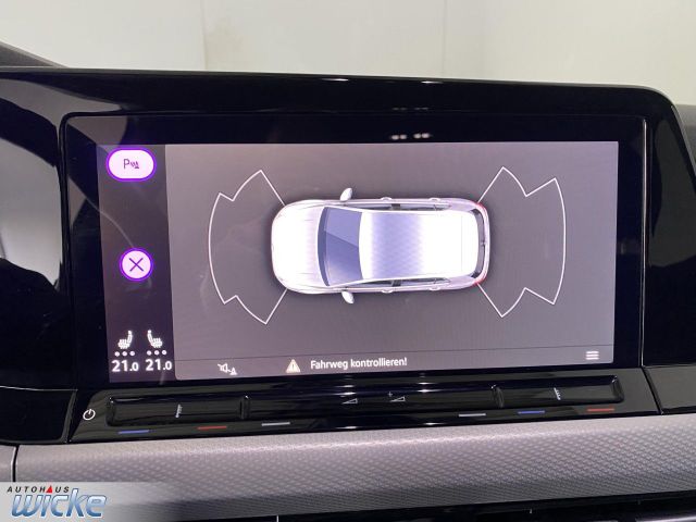 Golf VIII 1.5 eTSI DSG Move NAVI KLIMA PDC