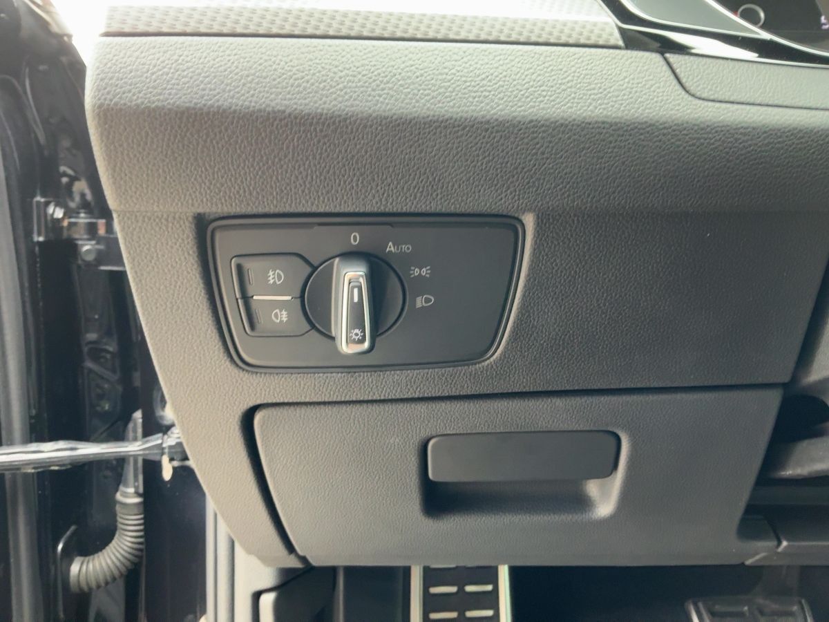 Volkswagen Passat Alltrack - Bild 17