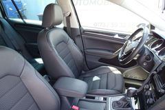 Fahrzeugabbildung Volkswagen Golf Variant Highline BMT DSG **MASSAGESITZ / SC