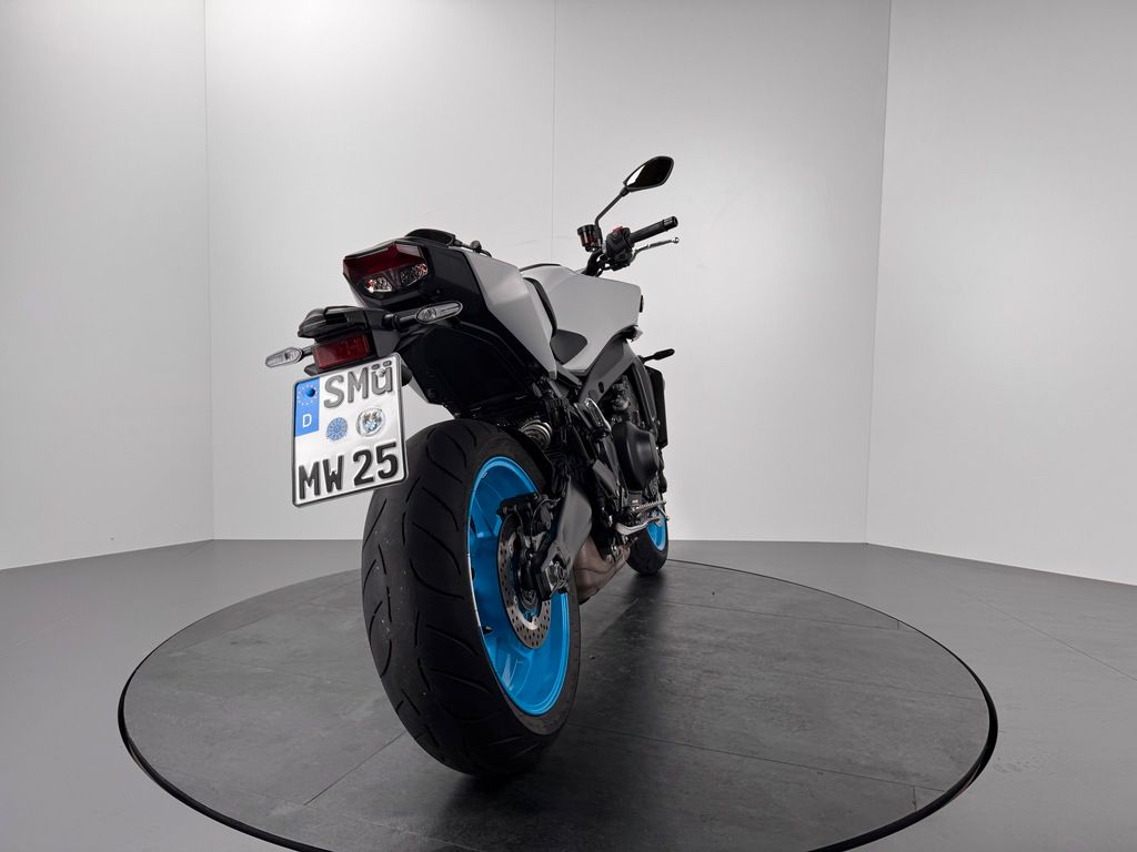 Fahrzeugabbildung Yamaha MT-09 *TOP-ZUSTAND *SERVICE NEU