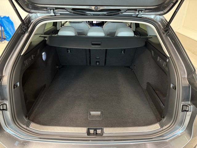 Passat Variant Business 2.0 TDI DSG NAVI LED RFK