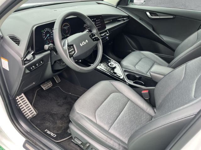 Fahrzeugabbildung Kia Niro 64,8 kWh SPIRIT *ANHÄNGERKUPPLUNG*NAVIGATIO