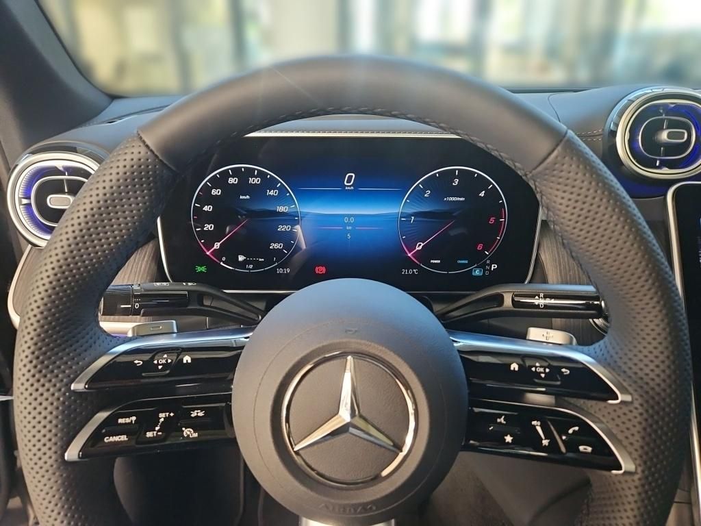 Fahrzeugabbildung Mercedes-Benz GLC 450d 4M Coupé +EDITON_AMG+AIRMATIC+AHK+PANO+