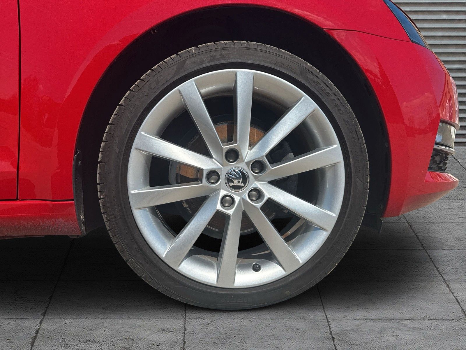 Skoda OCTAVIA COMBI 2,0 TDI PREMIUM EDITION LEDER ACC foto 15