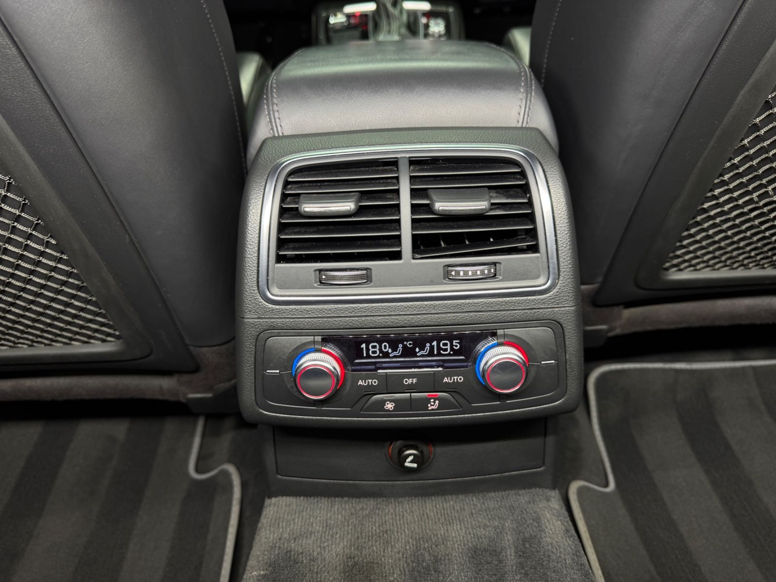 Fahrzeugabbildung Audi A6 Avant 3.0 TDI competition |BOSE|HuD|MATRIX