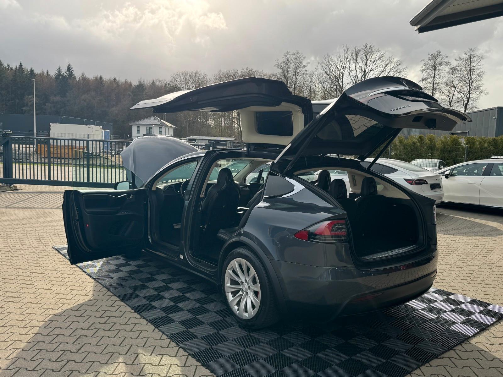 Tesla MODEL X P90D L | MCU2 | SC01 |  6SEATER |