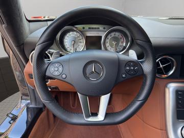 صورة مصغرة 14 لـ 2011 Mercedes-BENZ SLS AMG