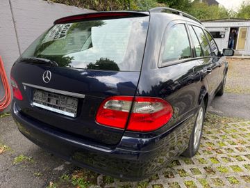 Mercedes E 200 - 5