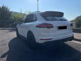Porsche Cayenne Diesel - Panorama Dach - Porsche: Unfallwagen