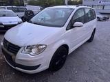 Volkswagen Touran Trendline EcoFuel - Volkswagen Touran: Ecofuel