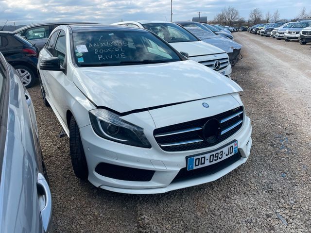 Mercedes-Benz Classe A 200 CDi 136 4Matic Fascination / DQ093