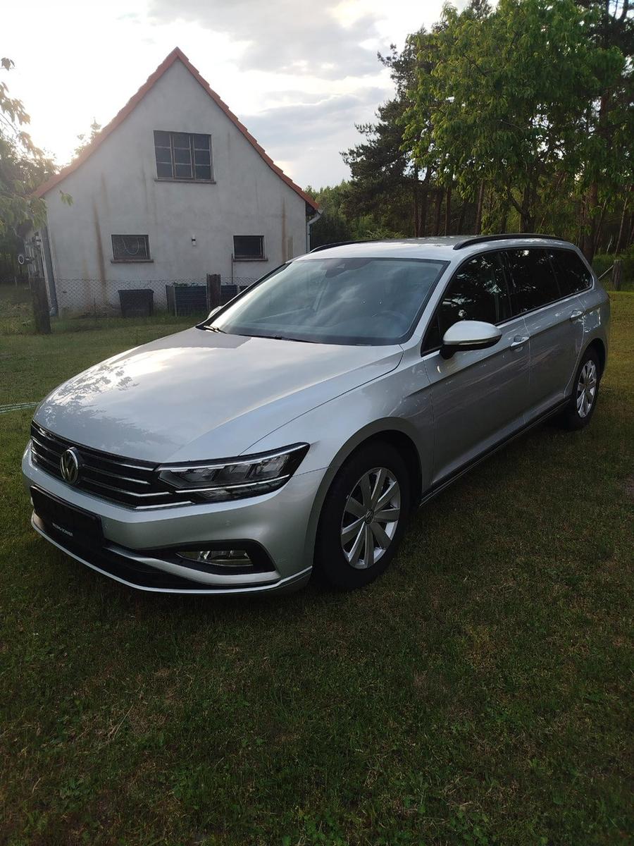 Volkswagen Passat Variant 2,0 TDI /Kamera /Service+Tüv neu