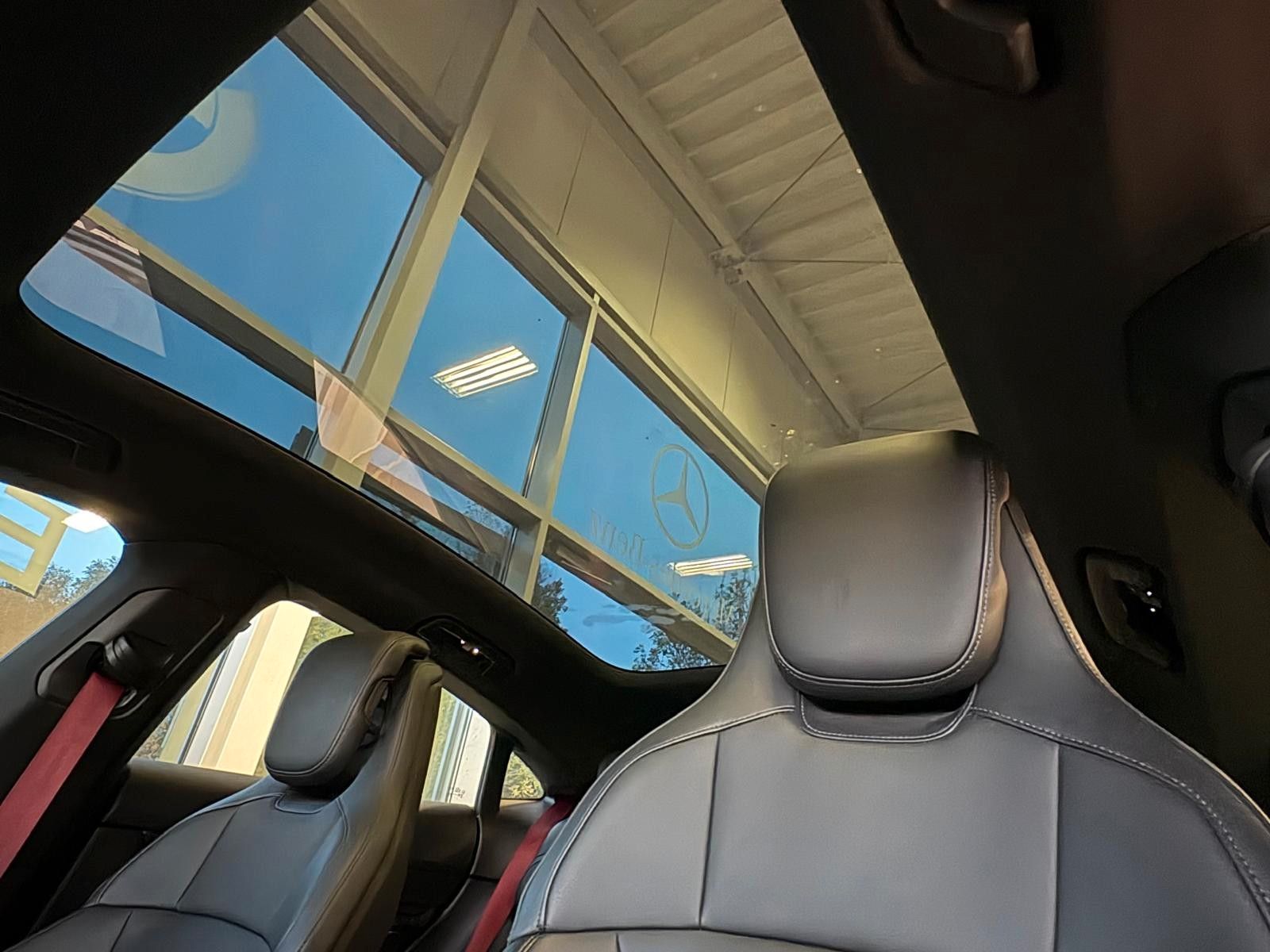 Fahrzeugabbildung Porsche Taycan Basis