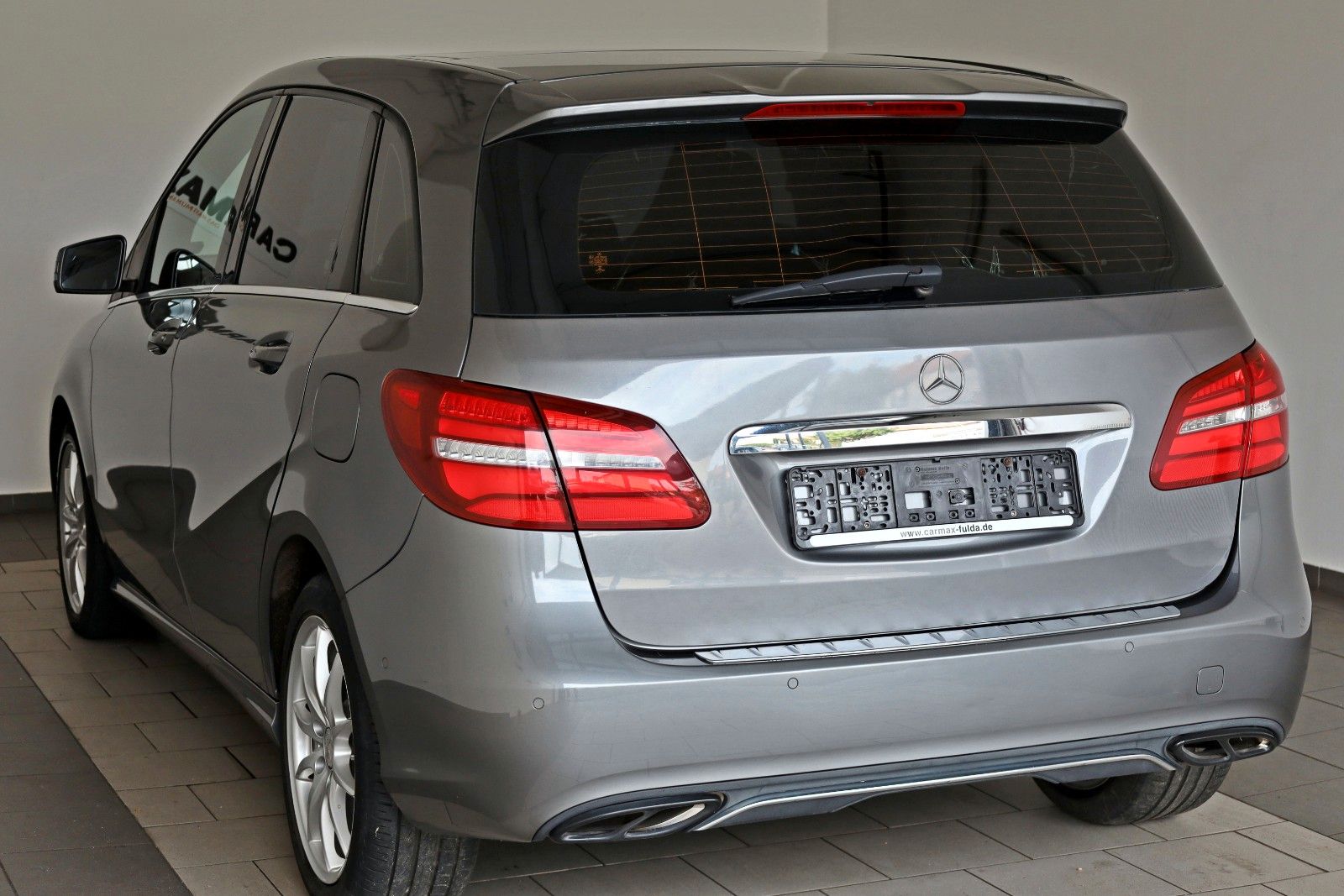 Fahrzeugabbildung Mercedes-Benz B 220 d 4MATIC DCT, T.Leder,Navi,SH,Panorama +WR