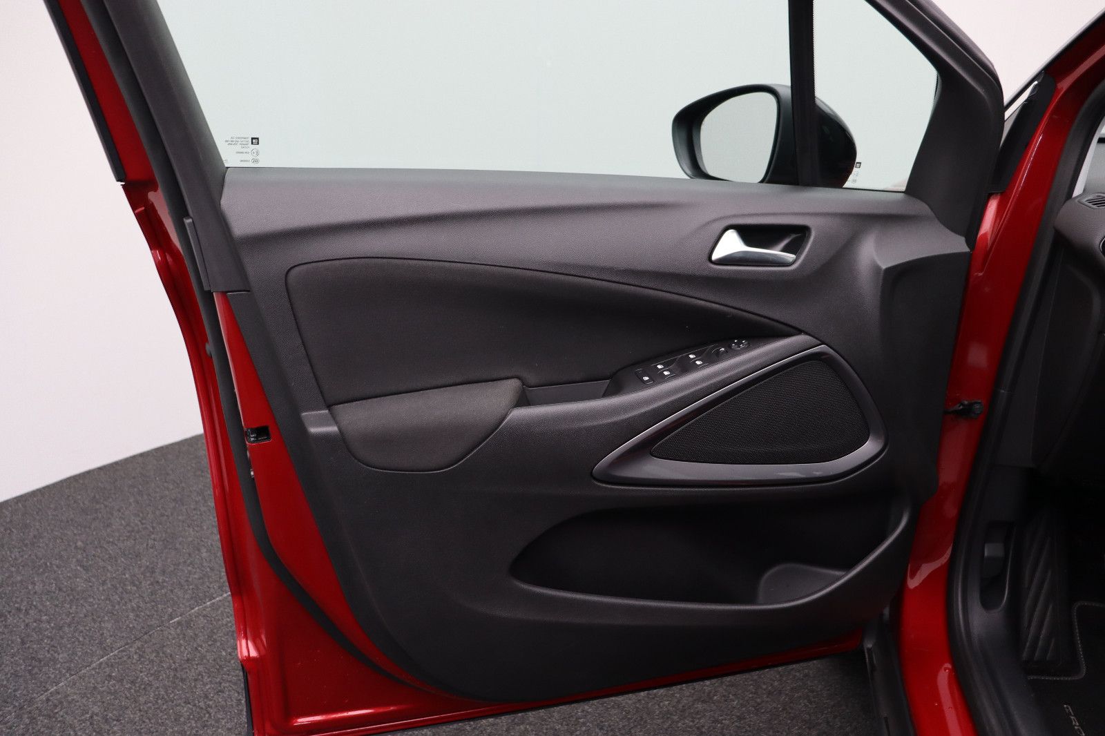 Fahrzeugabbildung Opel Crossland 1.2 Elegance AHK/LED/DAB/AppleCP/RK