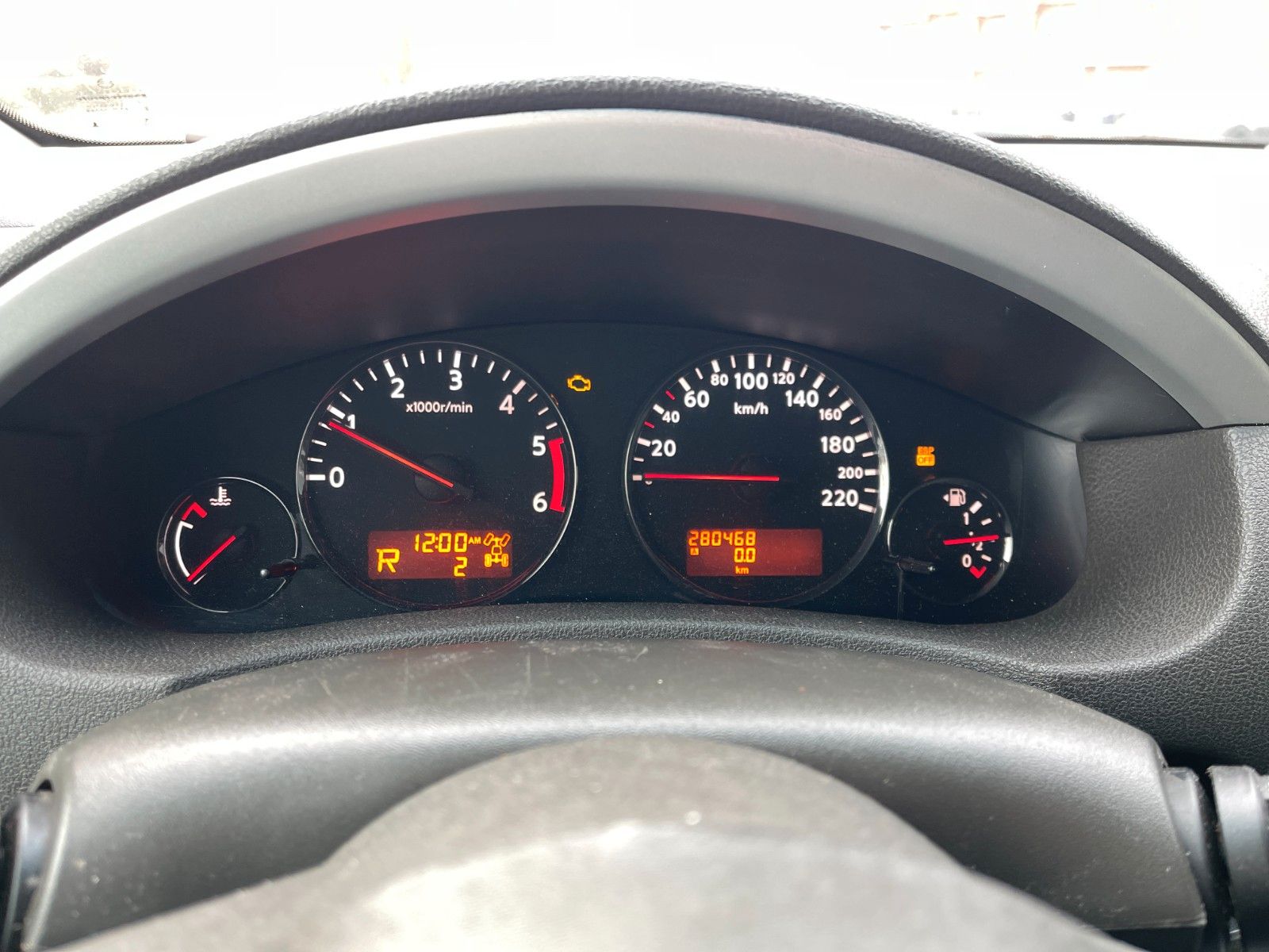 Fahrzeugabbildung Nissan Pathfinder 2.5 dCi SE