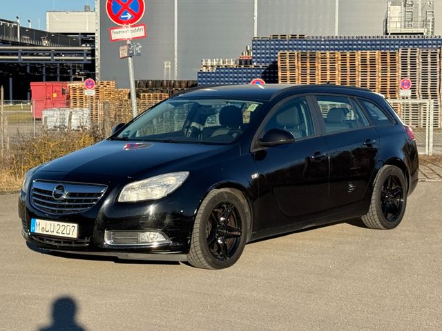 Opel Insignia A Sports Tourer Selection - TÜV!