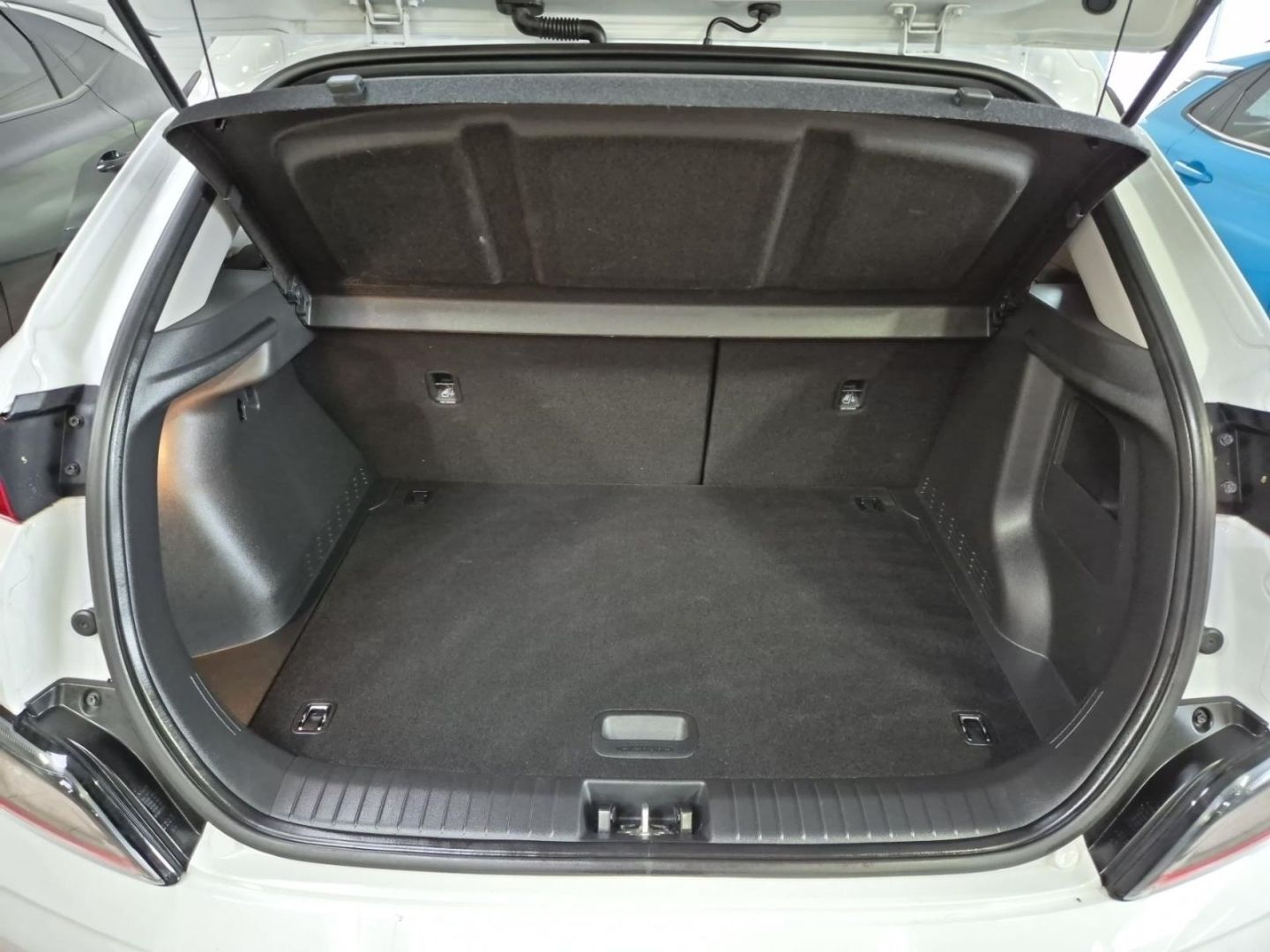 Fahrzeugabbildung Hyundai KONA Select Elektro 2WD ACC Apple CarPlay Androi