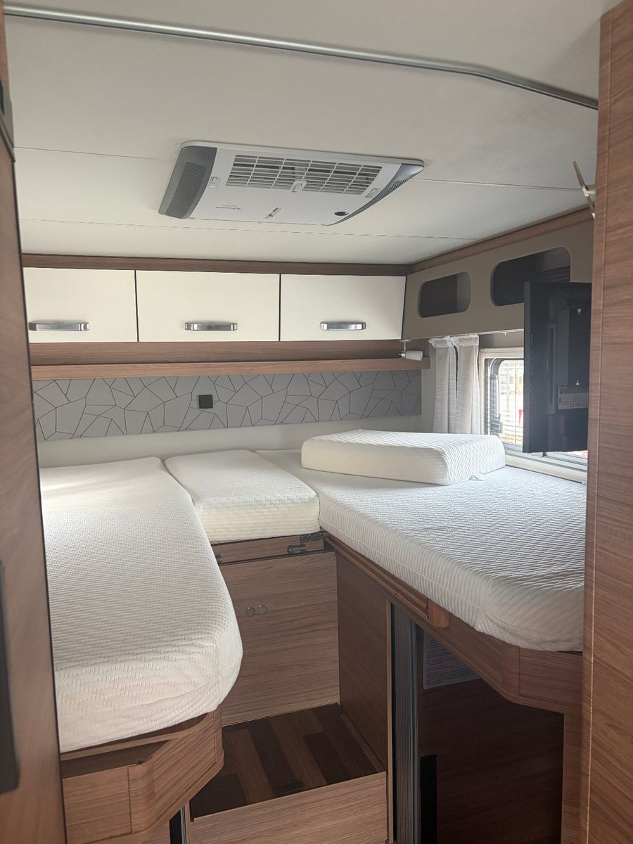 Fahrzeugabbildung Weinsberg CaraCompact Suite MB 640 MEG