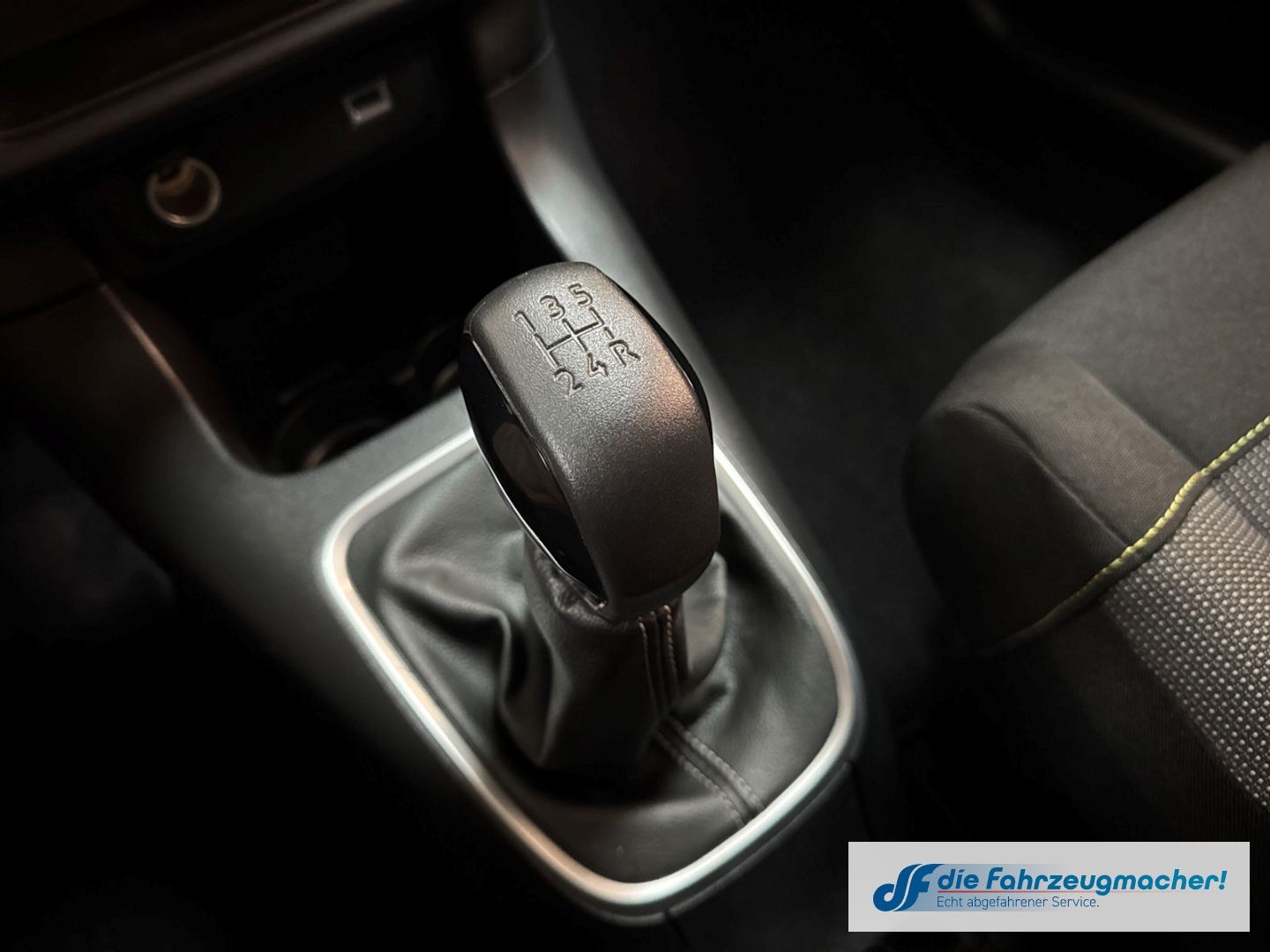 Fahrzeugabbildung Citroën C3 C-Series LED Klimaautom DAB SHZ Spurhalteass.