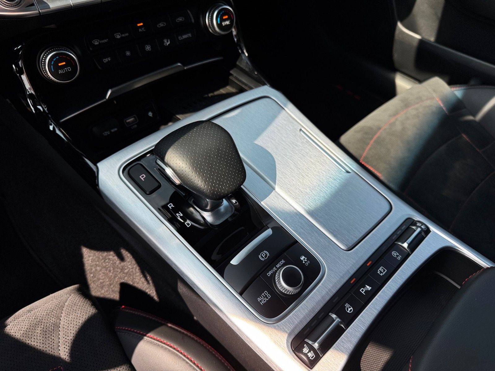Fahrzeugabbildung Kia STINGER 3.3T AWD GT 360° GLASDACH 366PS