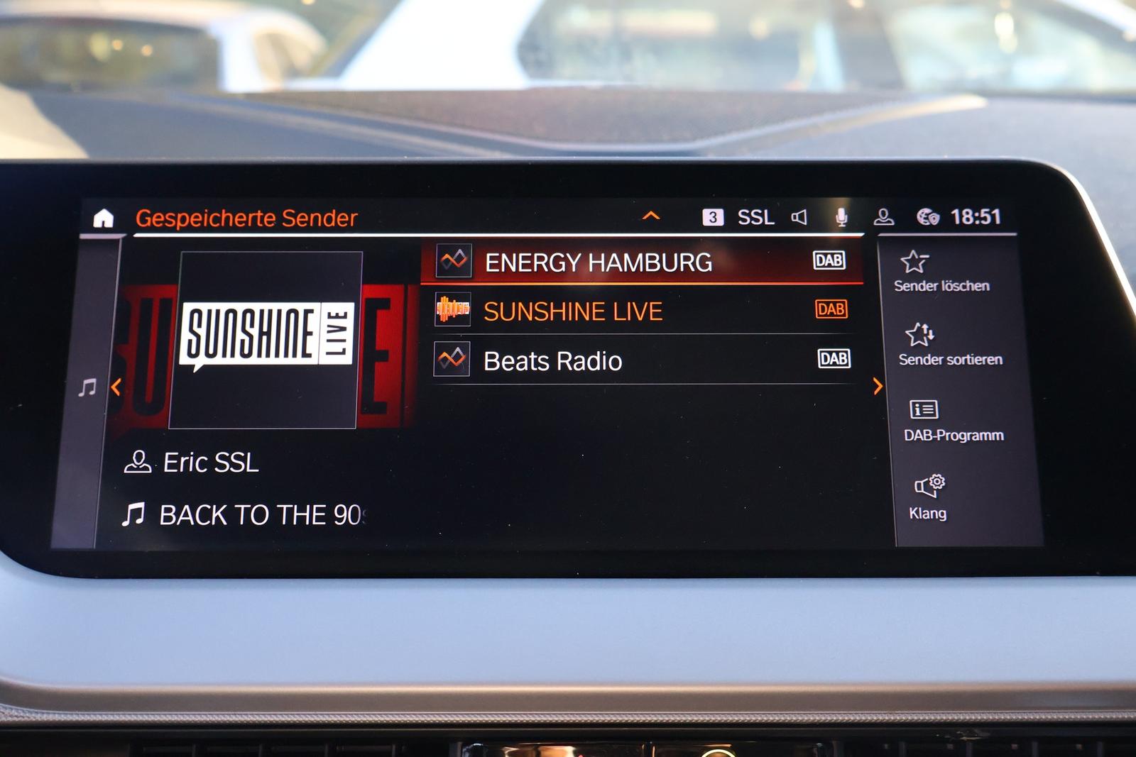 BMW 118 i Advantage LED Navi Sitzheizung Tempomat DAB, миниатюра 12