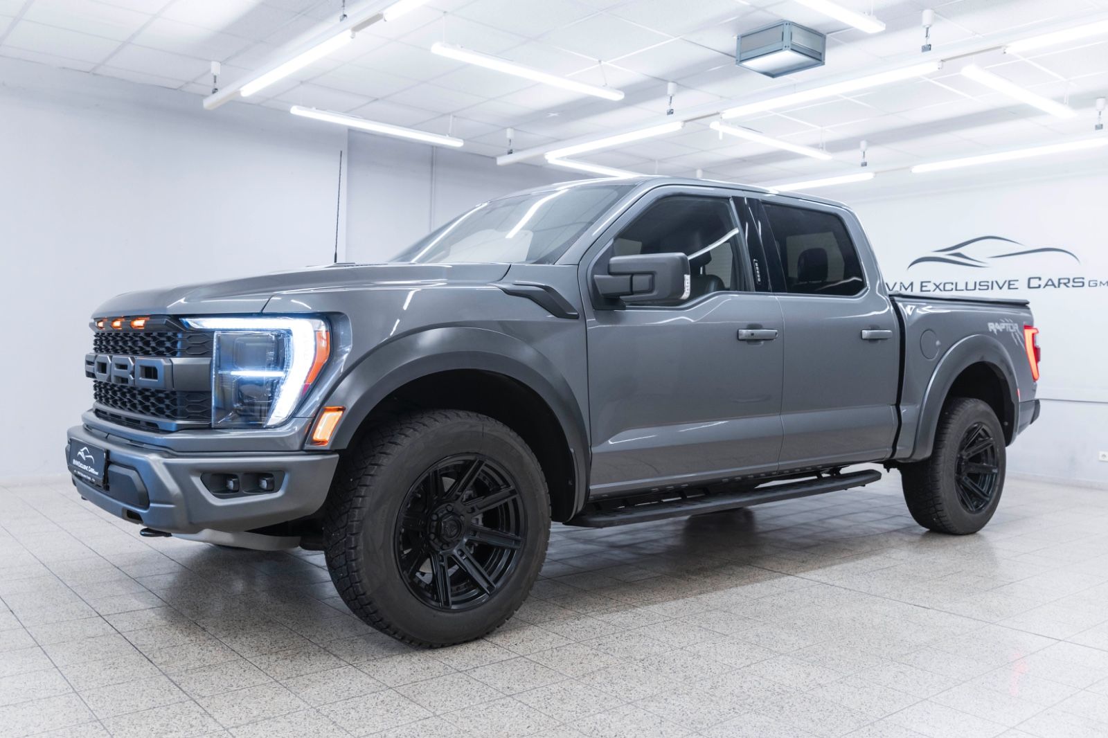 Fahrzeugabbildung Ford F 150 5.0L XLT KAM CARPLAY TOTW NAV  LED
