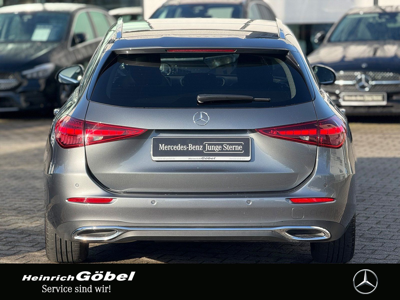 Fahrzeugabbildung Mercedes-Benz C 220 d T 4MATIC*AHK*BURMESTER*DIGITAL LIGHT*