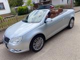 Volkswagen Eos 2.0 FSI Standard - Volkswagen Eos: Standard