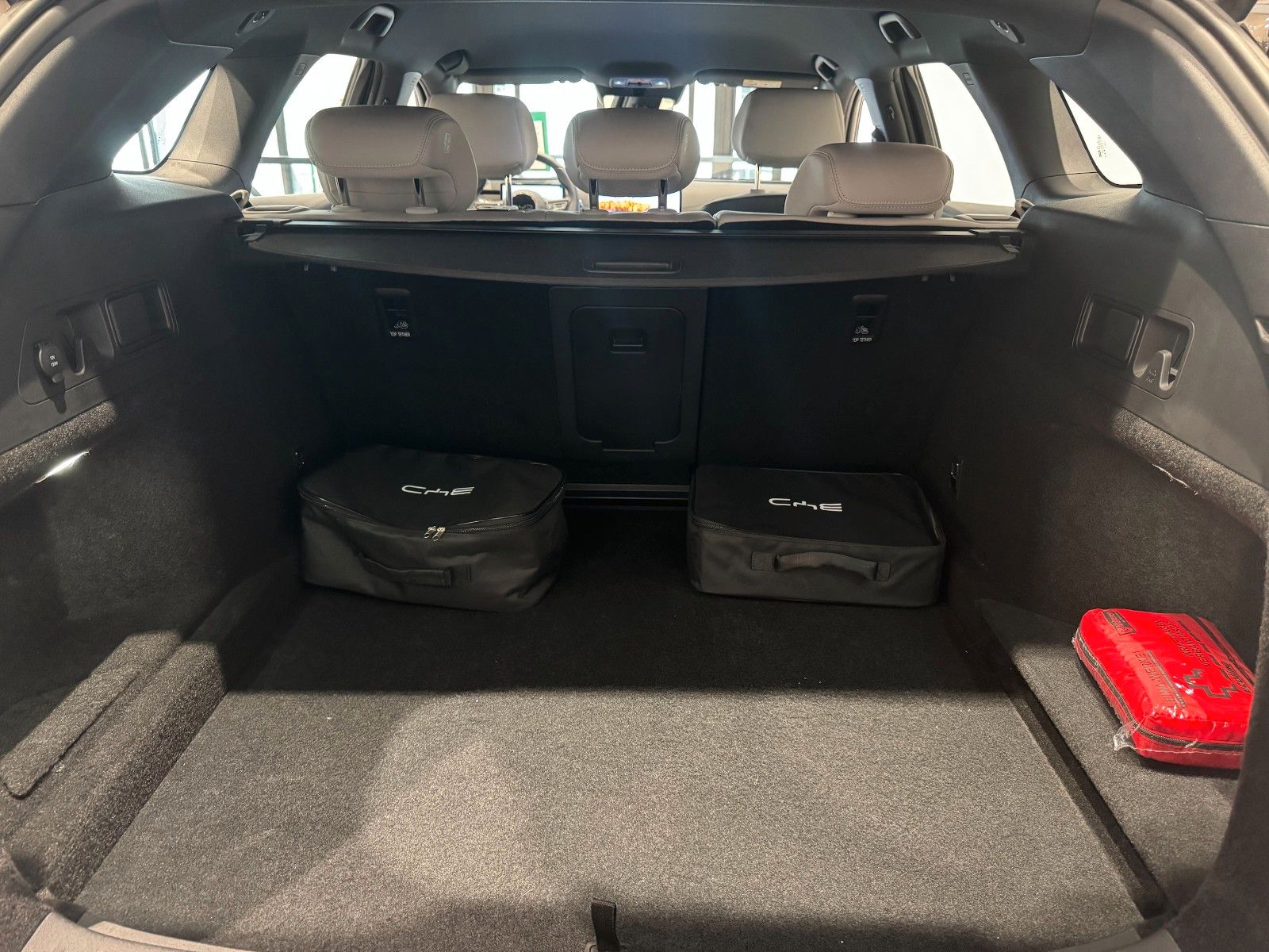 BYD SEAL 6